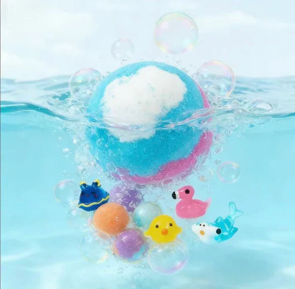【人気商品】バスボム 入浴剤 キャラクター おもちゃ入り 香り豊か BOX 12個セット